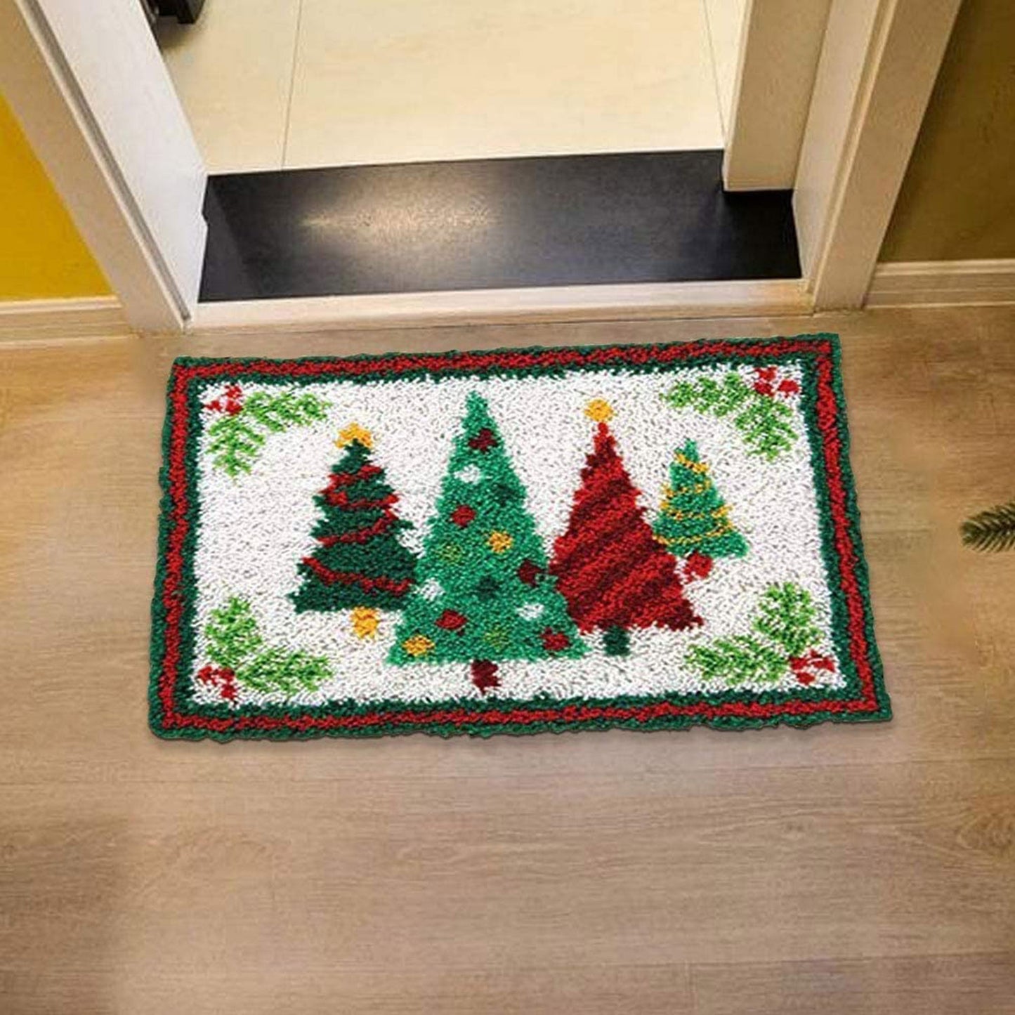 Christmas Tree latch hook kits, Fun Christmas present for Adults and Kids, Size 50X40cm/19.6 X15.7in